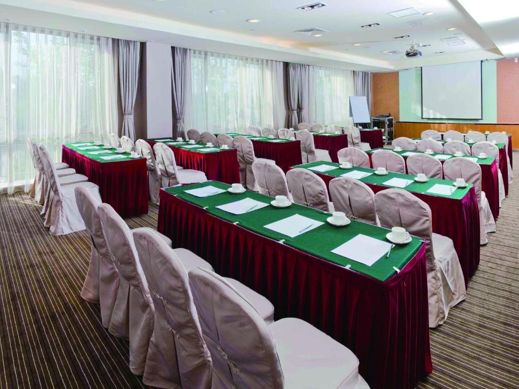 Days Inn Business Place Longwan Pequim Exterior foto